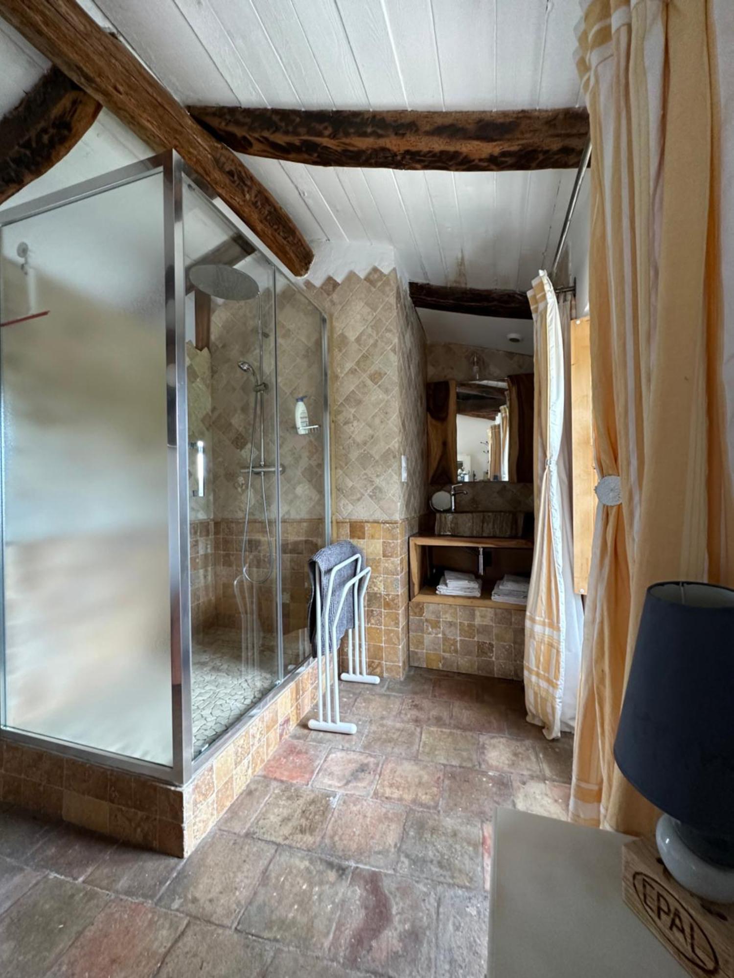 Chambre D'Hotes, Mas De Louise Rousson (Gard) Exterior foto
